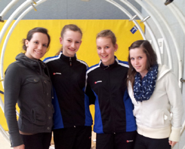NDJM 2012, Trainerinnen Anika Borm und Lea Köstering mit Finja Süßelbeck und Salome Zurmühl
